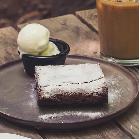 Base Bunglows Privat bolig *