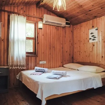 Base Hotel Olympos