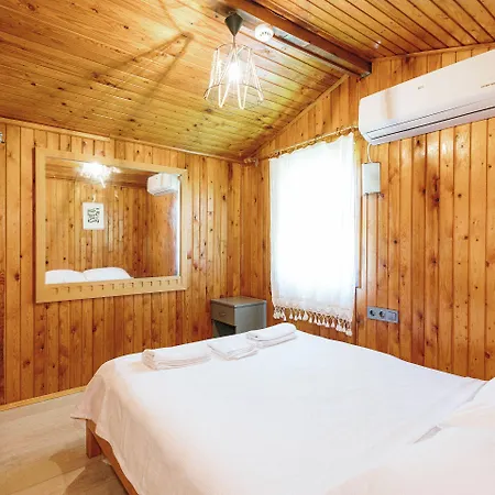Hotel Base Olympos